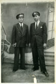 <b>Dois homens</b>